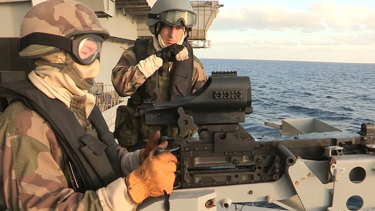 EXCLUSIF - À bord du Charles de Gaulle : la guerre secrète contre l'État islamique